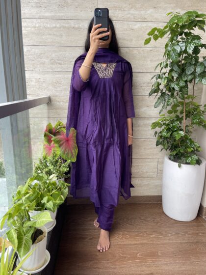 AV17- Premium Party Wear Mul Chanderi 3Pc Kurta, Pant, Dupatta Set