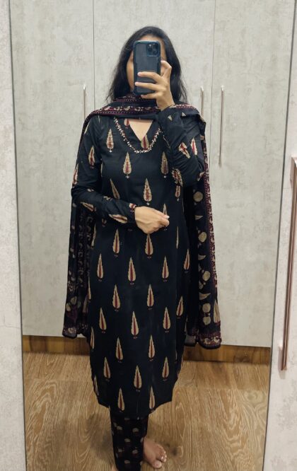 AV39 - Pure Cotton Straight Cut Kurta ,Pant, Dupatta Set