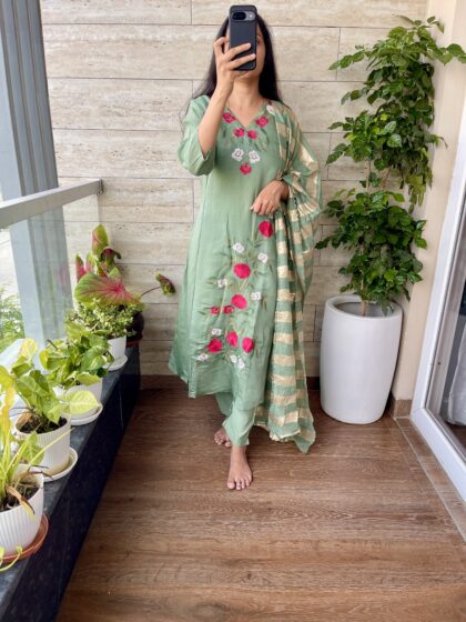 AV57- Premium Mul Chanderi 3 Pc Straight Cut Kurta ,Pant, Dupatta set