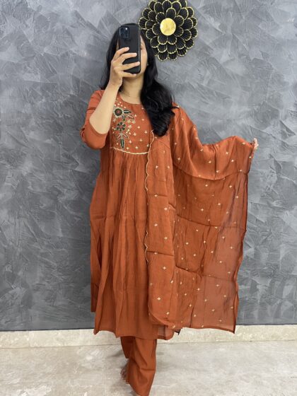 AV92- Premium Mul Chanderi Party Wear 3Pc Kurta, Pant, Dupatta Set