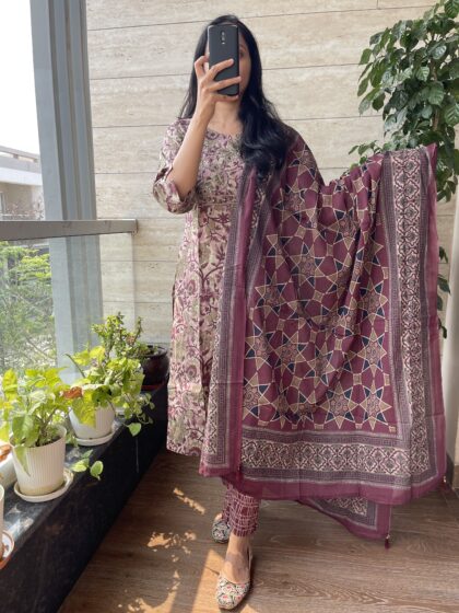 AV99-Pure Cotton Straight Cut Kurta ,Pant, Dupatta Set